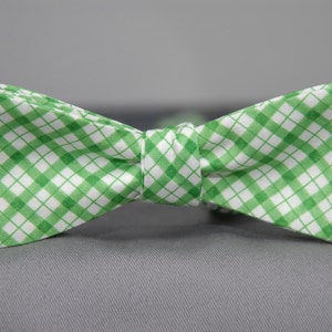 Green and White Argyle Bow Tie image 1