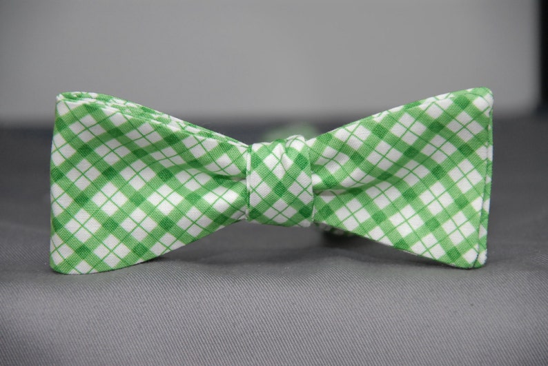 Green and White Argyle Bow Tie image 1