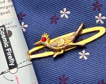 Small Vintage Roadrunner Tie Bar Clip