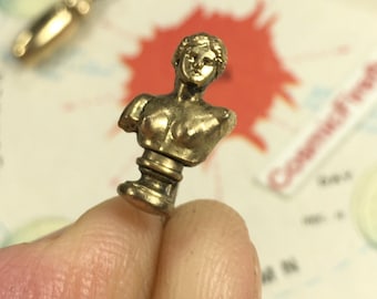 1950's Vintage Statue Female Bust Tie Tack Pin Tie Bar Clip Art Gallery HICKOK USA