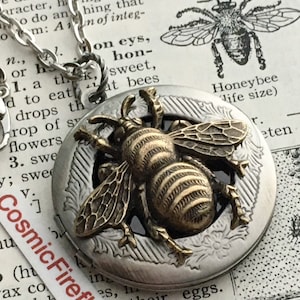 Bee Locket Necklace Vintage Style Gothic Victorian Steampunk Style Round Locket Bee Necklace Steampunk Necklace image 1