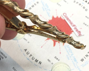1950's Vintage Spiral Twist Tie Bar Clip MCM Magic Wand ANSON USA