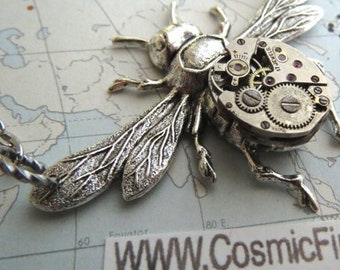 Steampunk Necklace Antiqued Silver Plated Bee Necklace Tiny Vintage Watch Movement Primitive Gothic Victorian Watch Parts Jewelry