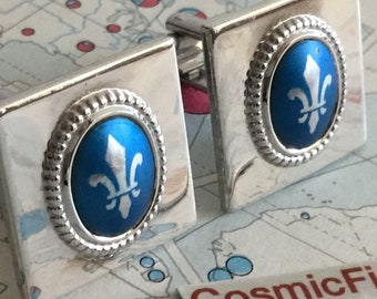 Boutons de manchette vintage fleur de lys des années 1950 bleu ovale argent carré MCM mariage fête des pères