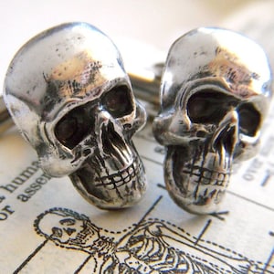 Men&#39;s Cufflinks Skull Cuff Links Gothic Victorian Skull Head Steampunk Cufflinks Vintage Inspired Pirate Accessories Father&#39;s Day Gifts