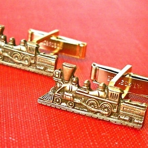 1950&#39;s Vintage Steampunk Train Cufflinks Steam Train Locomotive Antique Brass Men&#39;s Christmas Gifts Cosmic Firefly