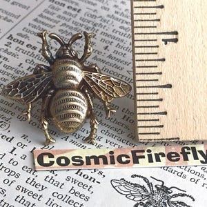 Brass Bee Tie Tack Big Bumble Bee Pin Gothic Victorian Steampunk Style Rustic New Vintage Shape Christmas Gifts