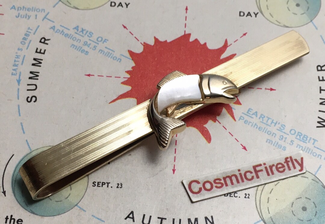 BAUNA Jesus Fish Tie Bar Ichthus Tie Clip First Communion Skinny Tie Clip For Little Man, Medium, Non-Precious Metal, Crystal