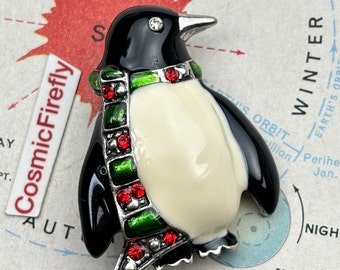 Small Vintage Penguin Pin Brooch Costume Jewelry Glass Crystals Black White