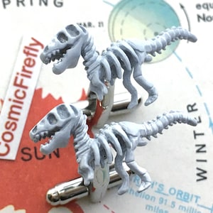 Jurassic T Rex Skeleton Dinosaur Cufflinks Men&#39;s Christmas Gifts For Men Dads Grandpa Uncle Brother Father
