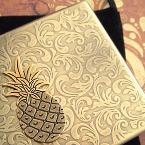 Ananas Zigarettenetui Übergroßer Visitenkartenhalter Gothic Victorian Steampunk Vintage Inspiriert Antiqued Messing Ton Metall Brieftasche 100's