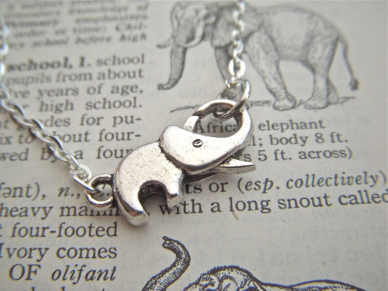Tiny Lucky Elephant Necklaces Jewelry in Silver Cute Animal Necklace 30PCS-N042
