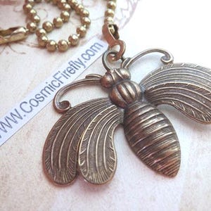 Tirador de cadena para lámpara con forma de abejorro, latón estampado, 2" Cottagecore