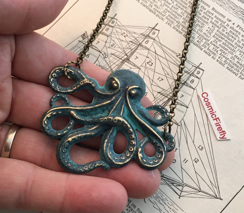 Rustic Green Octopus Necklace Aged Patina Color Primitive Finish Antiqued Brass Stamped Metal Long Brass Rolo Chain Women's Steampunk image 7