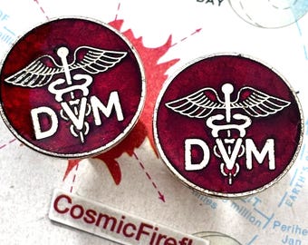 Vintage DVM Veterinarian Cufflinks Animal Doctor Caduceus Dog Vet HAYWARD