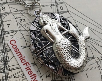 Lightweight Novelty Mermaid Locket Necklace New Antiqued Silver Plated Oval New Costume Jewelry Handcrafted