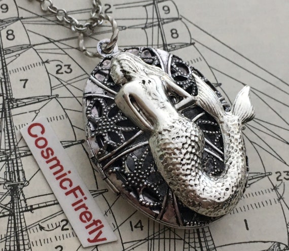Novelty lockets deals