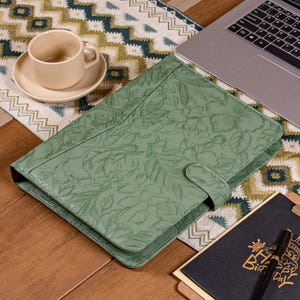 Personalized Green Leather Portfolio for Women, Custom A4 Padfolio with 3Ring Binder, Embossed PU Leather Padfolio for 13&quot; MacBook, Gifts