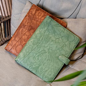 3-Ring Binder Portfolio, Personalized Embossed Leather Padfolio, Gift for Her, Custom A4 Leather Journal with Snap Closure, Gifts for Her