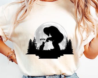 Camiseta Bigfoot Boop Cat, Camiseta divertida de gato Sasquatch, Camiseta para amantes de los gatos Bigfoot, Camiseta con estampado de críptidos, Regalo de gato Woodland Moon, Camiseta divertida de gato