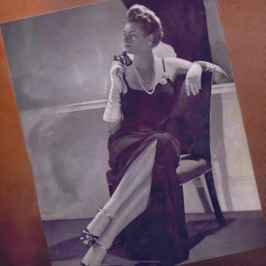 1941 Vintage Stocking Knitting Pattern: Knee Highs & Socks (Digital Download)