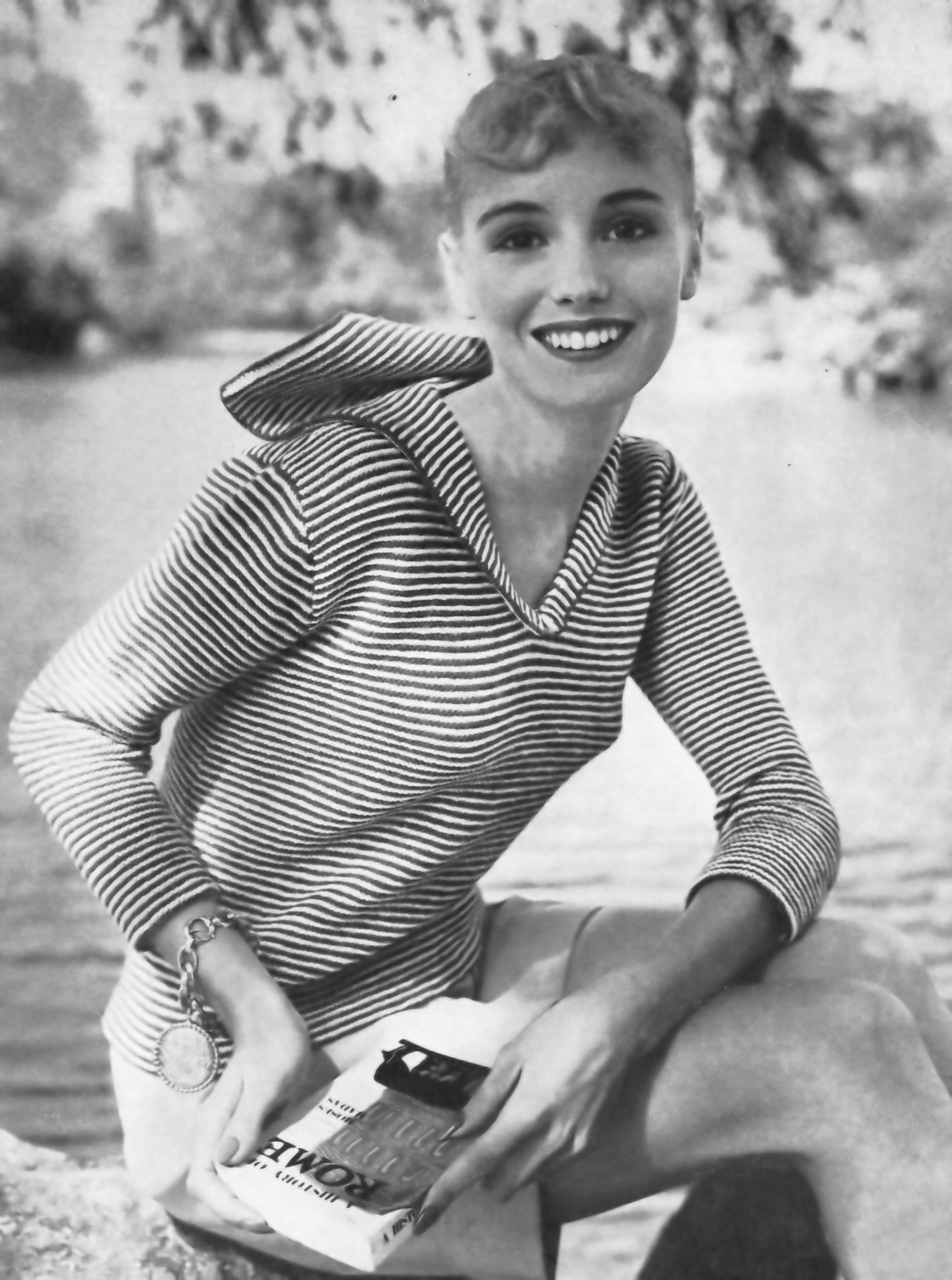 1950s Sailor Collar Blouse Knitting Pattern: Vintage Reproduction