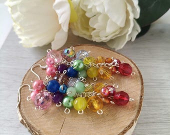 Regenboogclusteroorbellen: grillige boho-hangkralenoorbellen