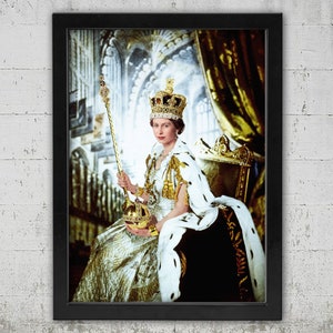Queen Elizabeth II Vintage Portrait - Framed Canvas Wall Art (12x16 inch)