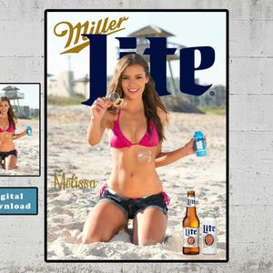 Kundenspezifisches Bier-Plakat, Tiktok Trend für Freund, fügen Sie ein Bier hinzu | Beliebiges Logo | Für Freundin | Personalisiertes Bier-Poster | JEDE MARKE | Herunterladen