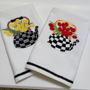 刺繍入りコットンタオルセット：チェック柄ティーポット、花柄トルコタオル