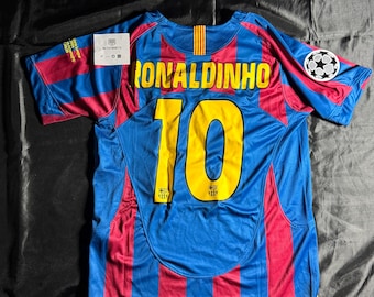 FC Barcelona 2004/05 Home Jersey Red Ronaldinho #10