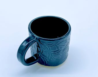 Handmade Deep Blue Textured Ceramic Mug – Detailed Stoneware Coffee Cup, Cozy Cottagecore Pottery, Artisan Tea Mug