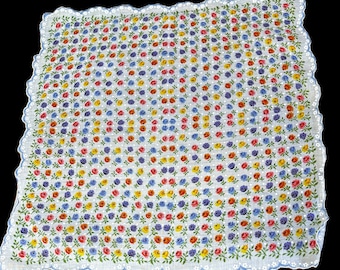 Pañuelo vintage con mini rosas pastel festoneadas**#109