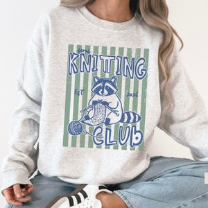 Camiseta de punto, Camiseta divertida de punto, Camiseta para amantes del hilo, Regalo para tejedores, Camiseta divertida de punto, Regalo creativo, Regalos de punto, Camiseta de mapache