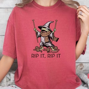 Knitting Shirt, Funny Knitting Shirt, Yarn Lover Shirt, Knitter Gift, Funny Knitting Shirt, Crafty Gift, Knitting Gifts, Funny Frog Shirt Crimson