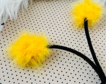 Bumblebee Antenna Clip Marabou Puff