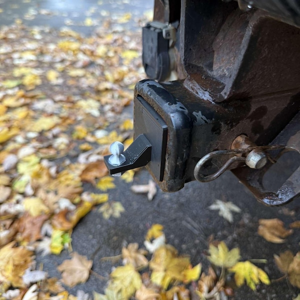 Wittle Hitch (1.25”, 2", 2.5", and 3" available.)