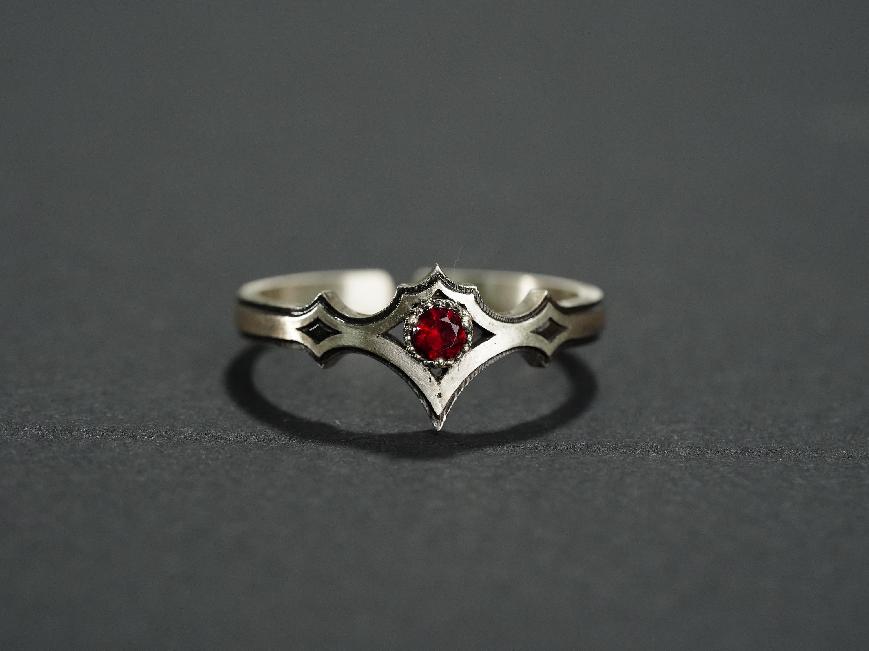 EXCLUSIVE Cazador's Ring From Baldur's Gate 3, Szarr Family Custom 950 EXCLUSIVE Cazador's Ring From Baldur's Gate 3, Szarr Family Custom 950