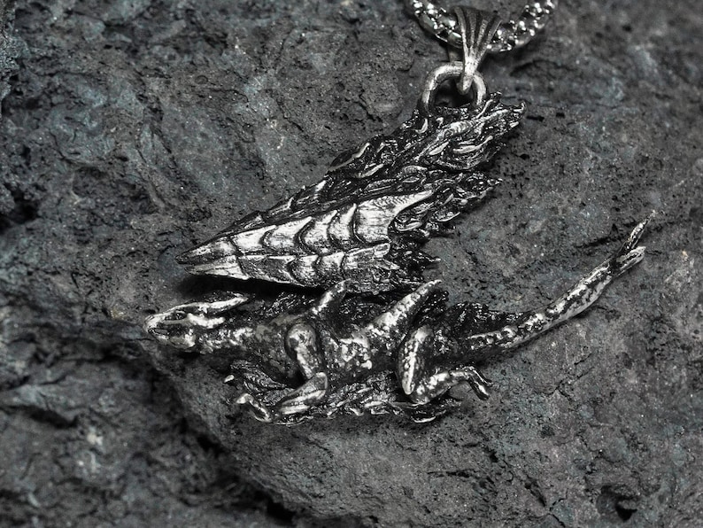 Gore Magala Monster Hunter Wilds Symbol Necklace- Handmade Silver 950 ...