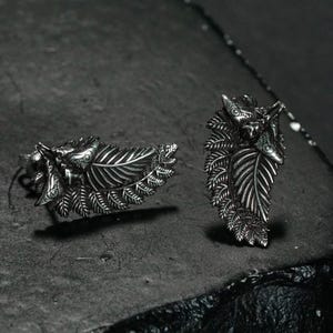 UITVERKOOP 50% TLOU 2 Ellie tattoo-oorbellen – studs van vlinders en varens geïnspireerd op The Last of Us Part II – Tlou-sieraden cadeau, unieke gamer-oorbellen