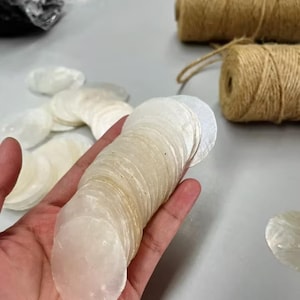 Juego de 95 piezas de conchas Capiz de colores o blancas lisas para Parol de bricolaje / Materia prima artesanal / Adornos para muebles / PASKONG PINOY