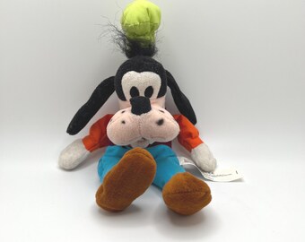 Disney Goofy Plushie / Stuffie 10.5”
