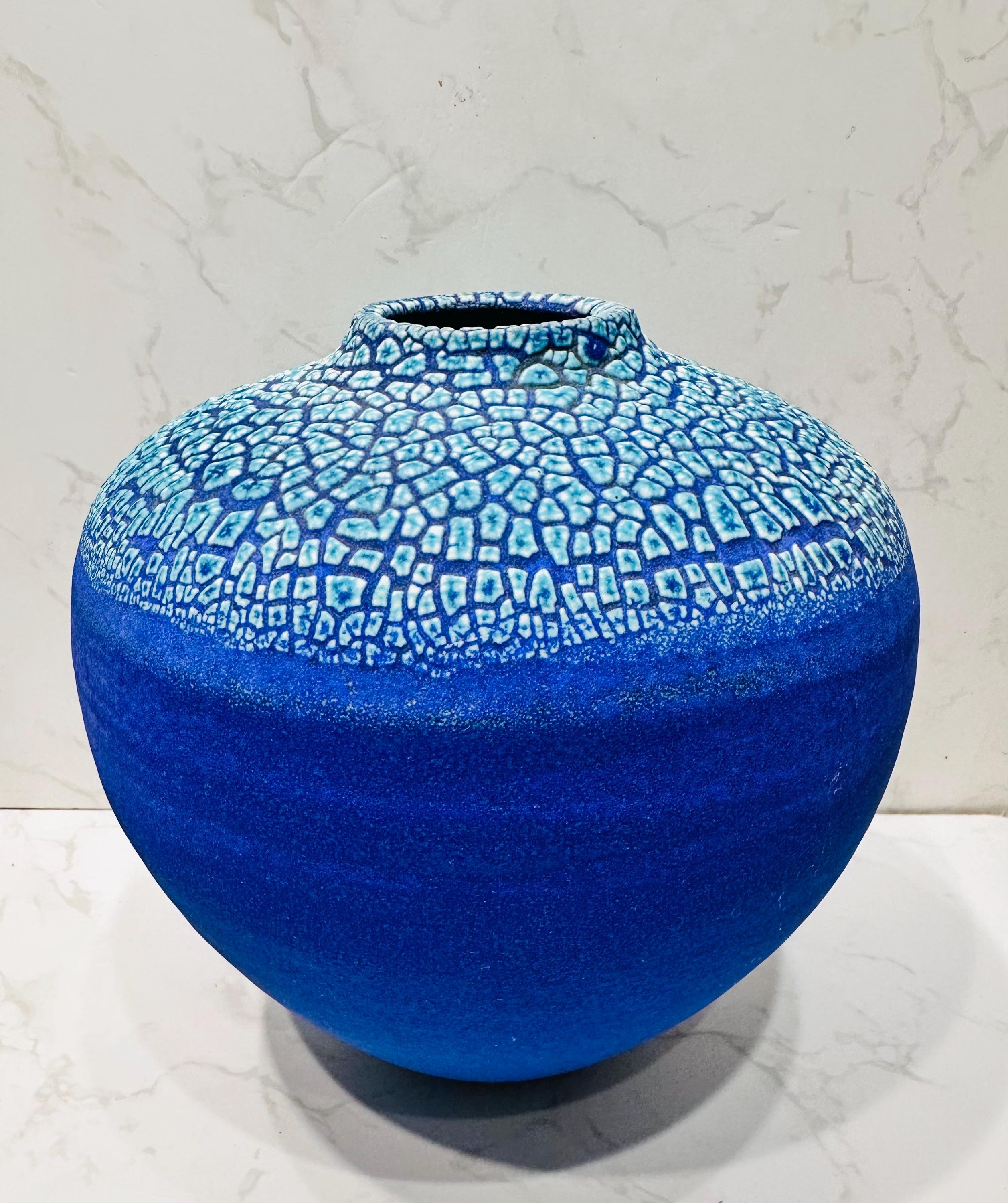 鮮やかなヴィンテージブルー/アクアのアーティストサイン入り