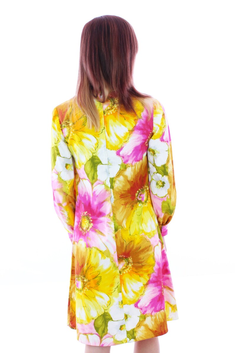 70s Hawaiian Dress 60s Mod A-line Psychedelic Shift Abstract Mini Bright Floral Flowers 1960s 1970s Sixties Metal Zipper Small S image 5