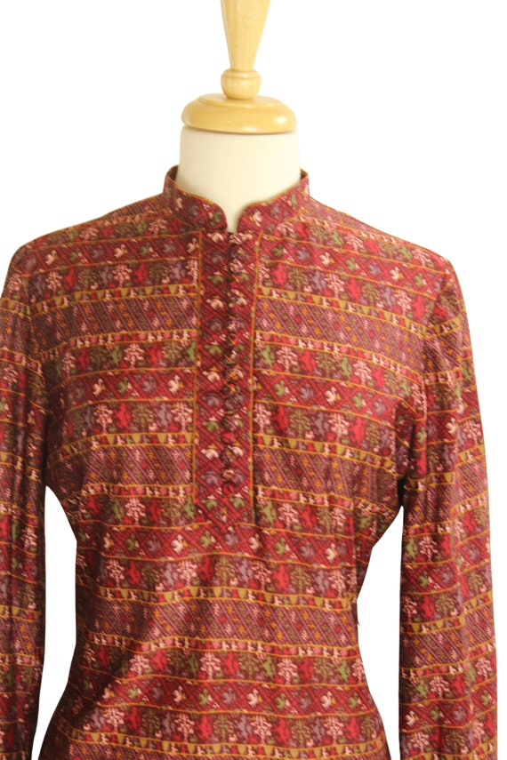 Vintage 70s Griffin Print Dress - image 3