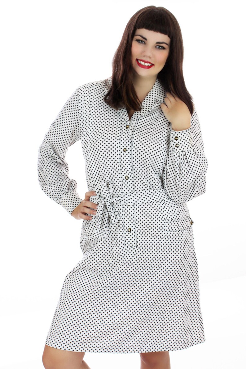 70s Mod Dress Secretary A-line White Black Polka Dots Vintage Enamel Buttons 1970s 60s Mad Men Large XL Plus Size 1X image 2