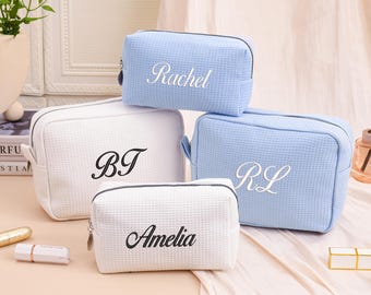 Borsa per cosmetici a nido d'ape personalizzata con ricamo, borsa da toilette con nome personalizzato, addio al nubilato, organizer da viaggio, borsa per il trucco con monogramma, regalo di Natale