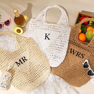 Personalisierte Strandtasche, Mädchen Reisetasche, benutzerdefinierte Initialen Griff, Strandtasche Strohtasche, Bast Strandtasche, Junggesellinnenabschied Geschenktasche