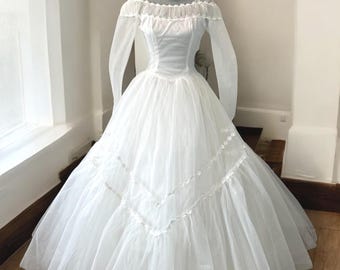 1950s Tulle White Wedding Dress: 50s Vintage Princess Bridal Gown, Size Small