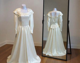 Vintage 1940s Satin Wedding Dress: Ivory Lace Bridal Gown, Made in Canada, Size S